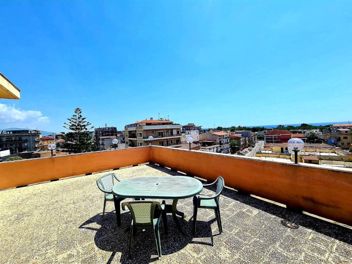 Lorena Loft Locri Exterior foto